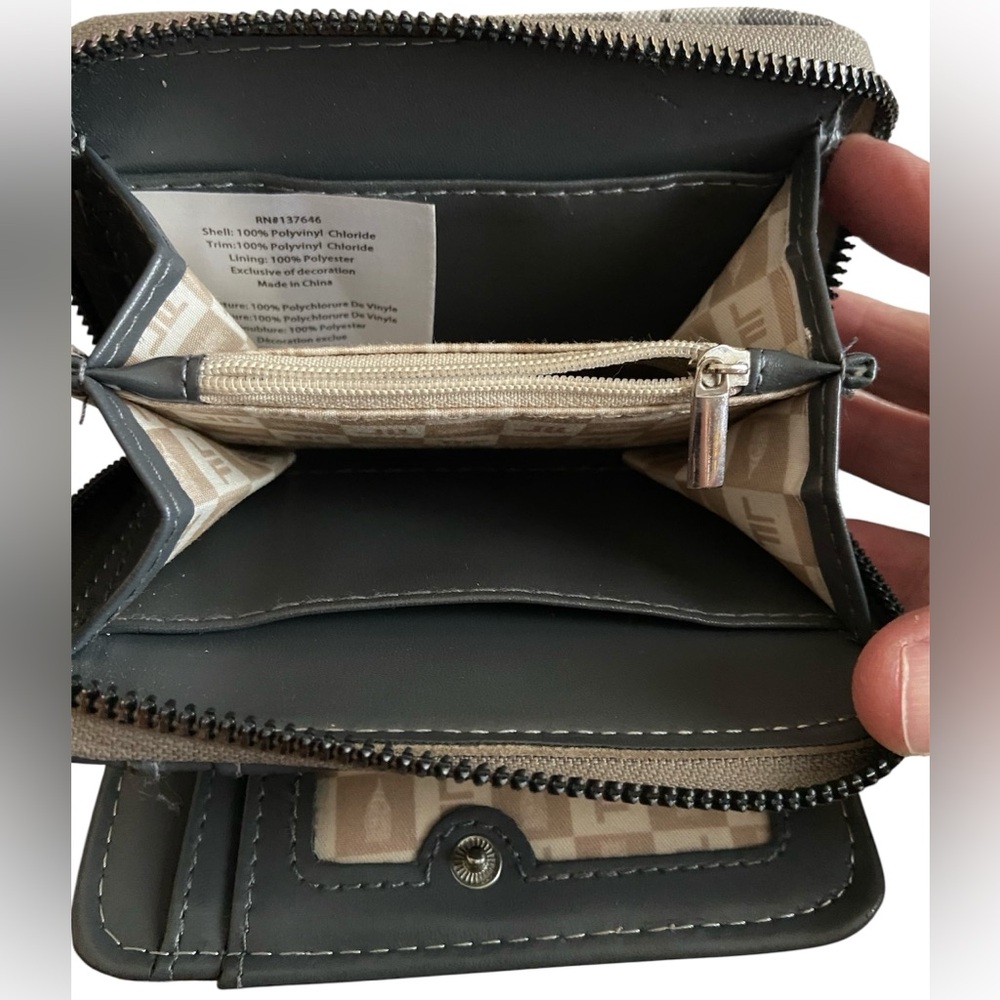 LONDON FOG Wallet